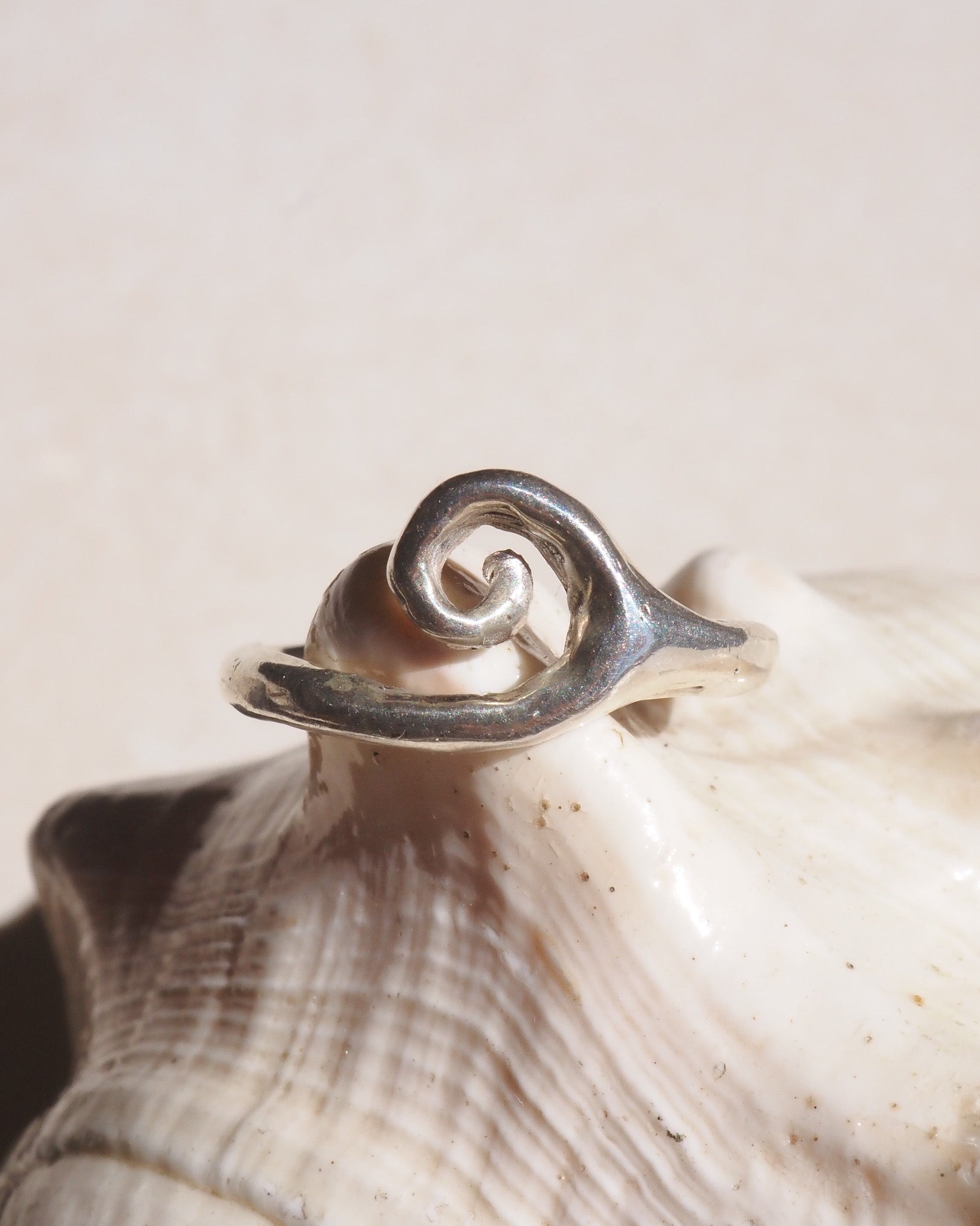 ꩜ Spiral Wave Ring NEW!