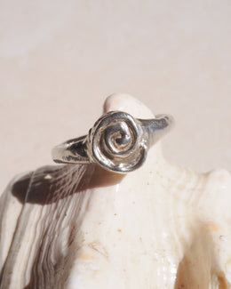 ꩜ Spiral Singlet NEW!