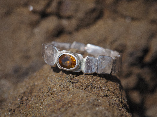 ANCIENT EMBER PYRAMID RING