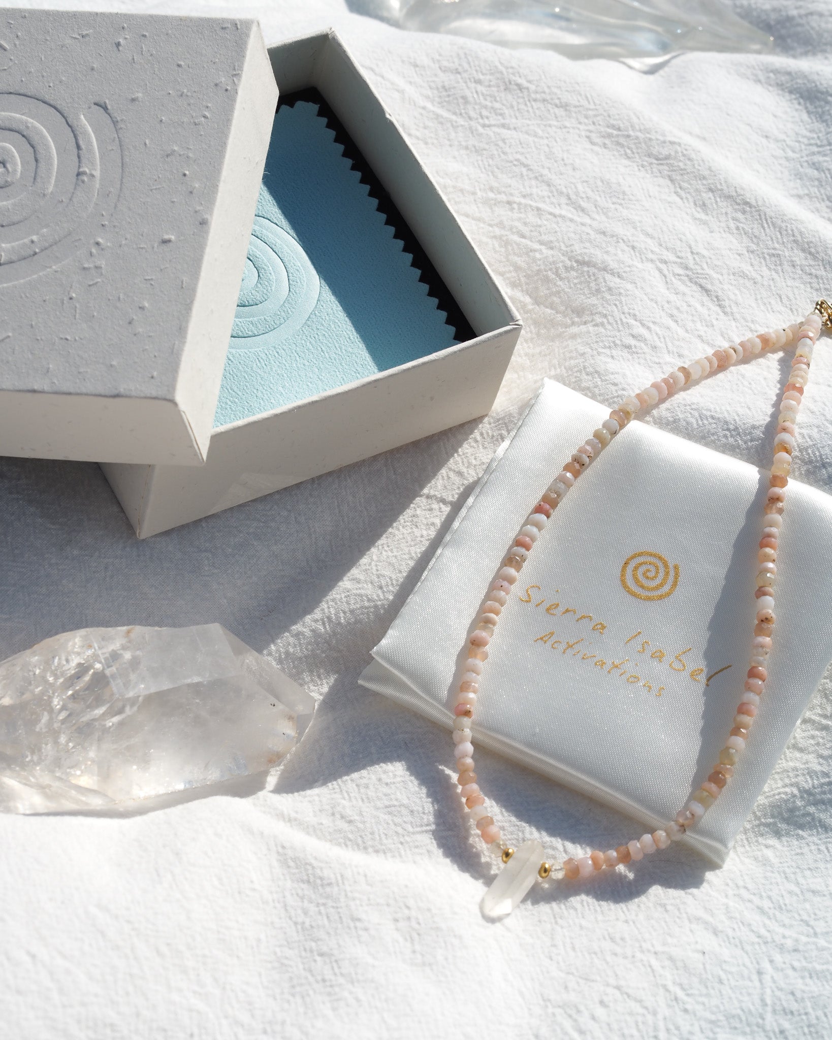 ꩜ Crystalline Heart